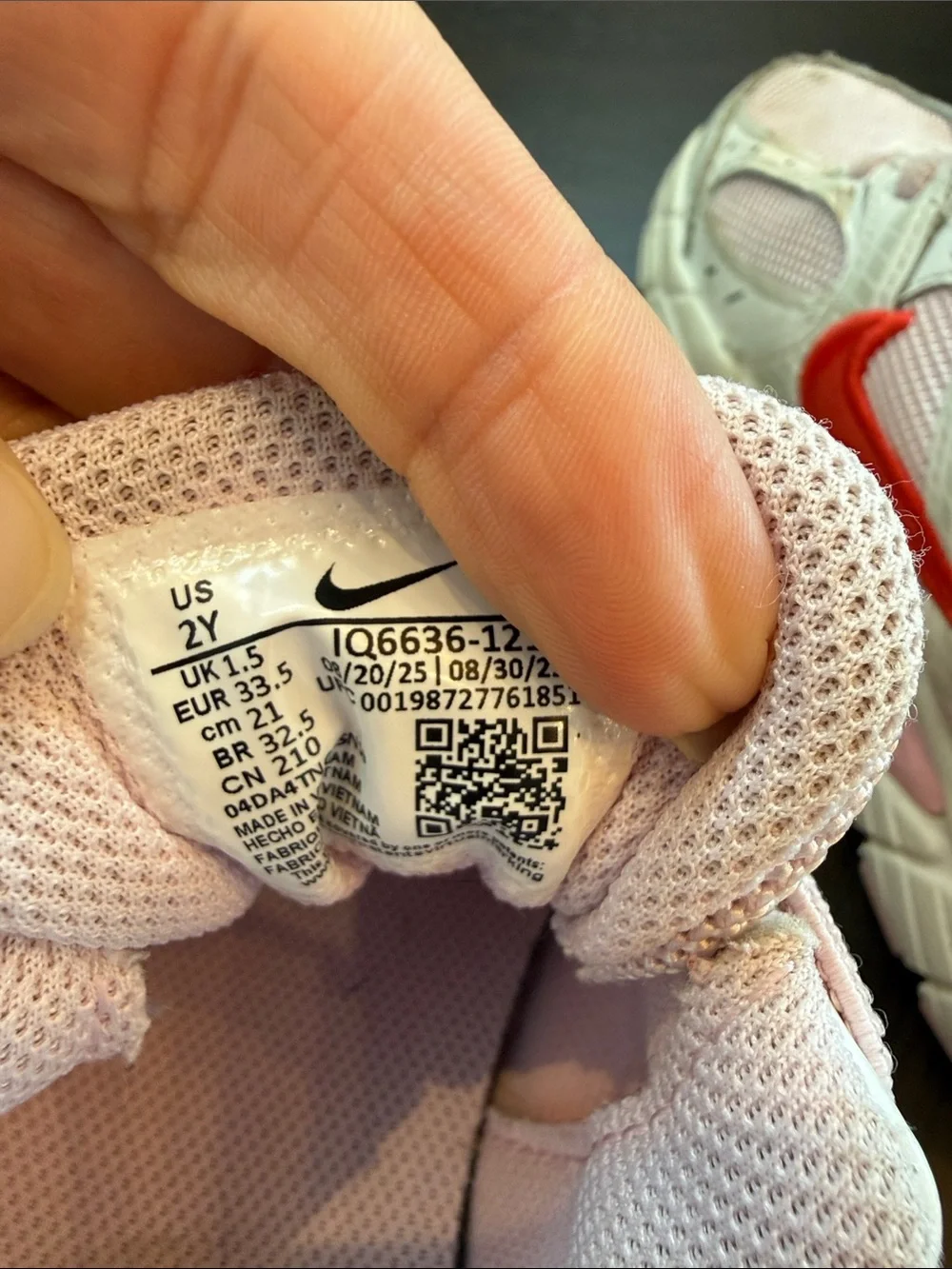 Nike Kids Pink & Red Heart Detail Sneakers